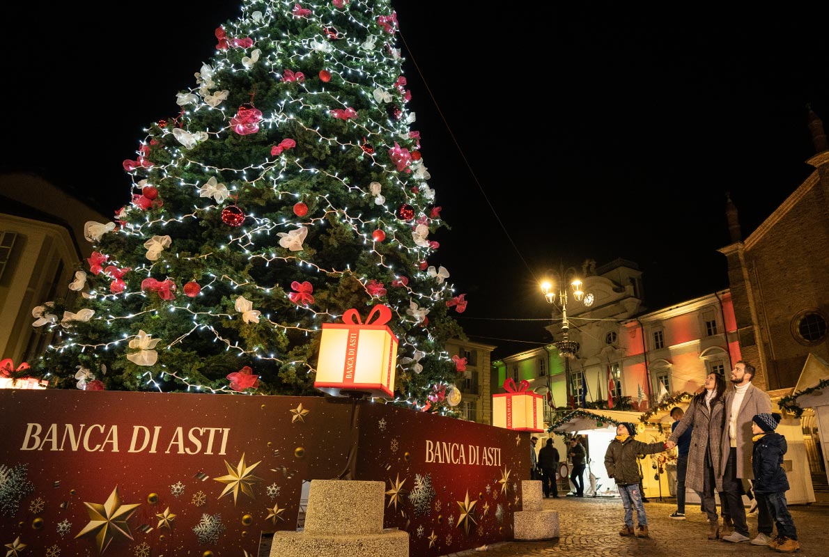 Best Christmas Markets in Europe - govone-christmas-market-italy