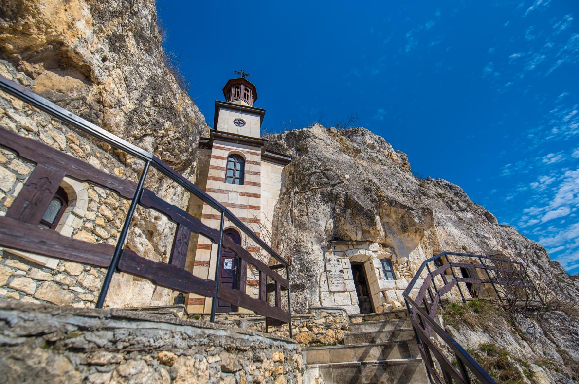 Best hidden gems in Bulgaria - Basarbovo Monastery
