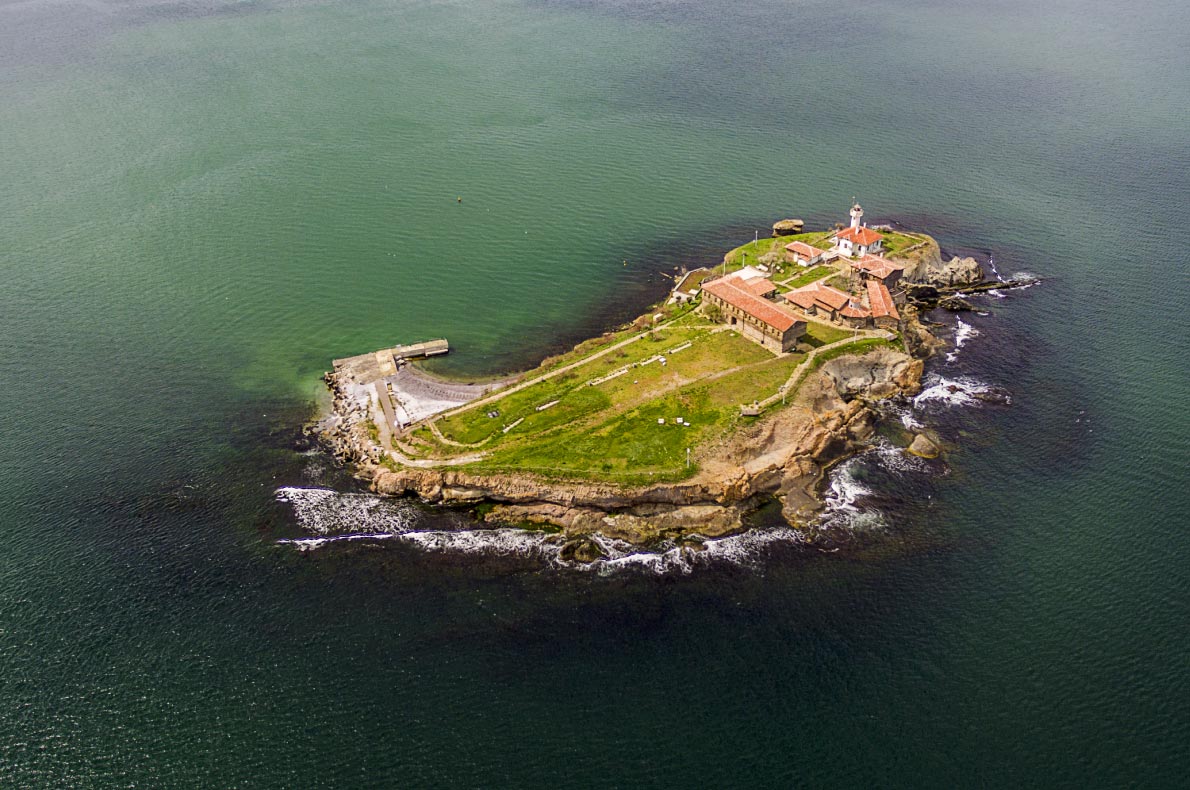 Best-hidden-gems-in-Bulgaria - St Anastasia Island