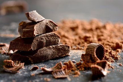 Best things to do in Biarritz - Dark chocolate stack, chips and powder Copyright Olena Kaminetska