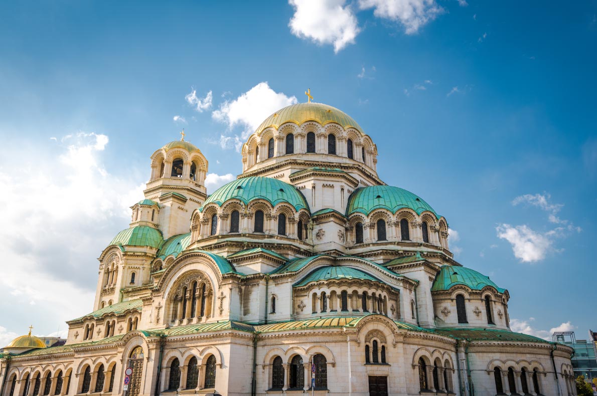 Best things to do in Bulgaria - Aleksander Nevsky Cathedral