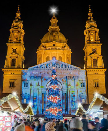 budapest-christmas-advent-feast-at-basilica