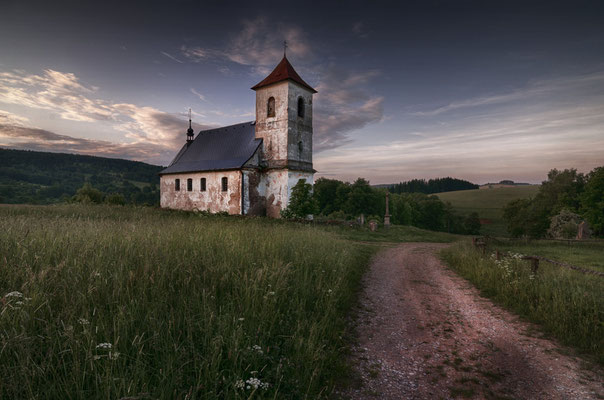 Sustainable tourism in Europe - The Eagle Mountains and Foothills Region - Copyright R.Barton 