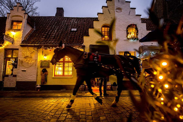 Best Christmas Markets in Europe - Bruges Christmas Market Copyright © Jan Darthet - Toerisme Brugge - European Best Destinations 
